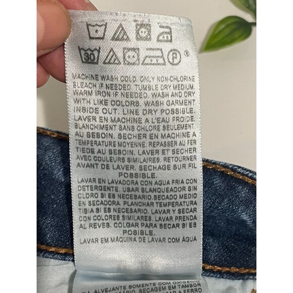 Levis 526 Slender Bootcut Jeans 6M Womens Mid-Rise Dark Wash Stretch Denim - Picture 8 of 12